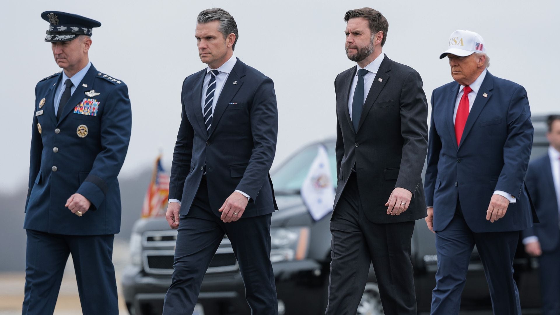 Trump se ha reunido este viernes con sus principales asesores para decidir si reanuda la guerra en Irán