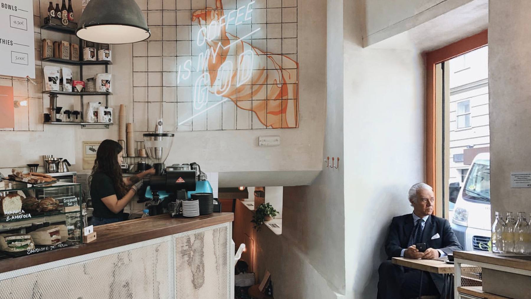 Las cafeterías ‘wellness’ arrasan en Madrid: pilates, matcha y cafés ‘healthy’ en los nuevos templos del autocuidado