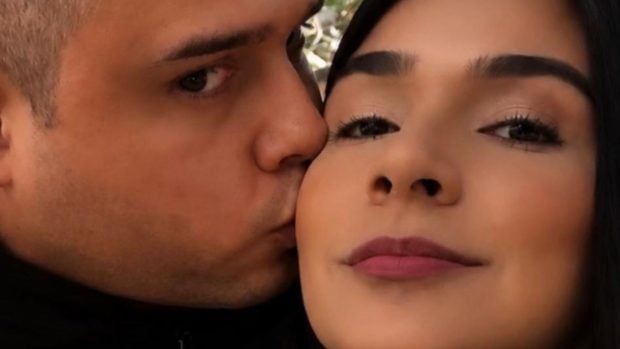 Jos&eacute; Fernando Ortega y su novia. (Foto: Redes Sociales)