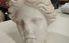 Descubren busto del Imperio Romano en Alicante, busto romano en Alicante, encuentran estatua de Venus en playa de Alicante, descubrimiento arqueológico, arqueología.