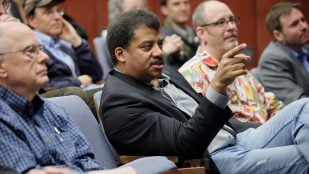 astrofísico Neil deGrasse Tyson, citas de Neil deGrasse Tyson, frases famosas de Neil deGrasse Tyson, experto astrofísico Neil deGrasse Tyson.