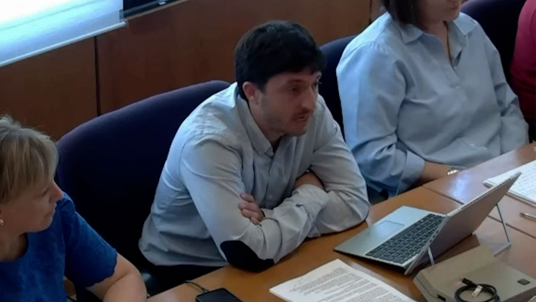 Un concejal del PSOE en Mallorca llama nazi a una edil de Vox por defender la prioridad nacional