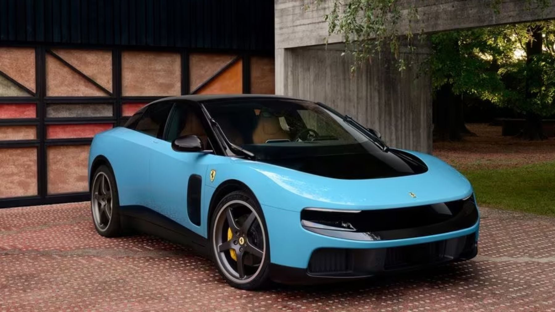 Ferrari Luce