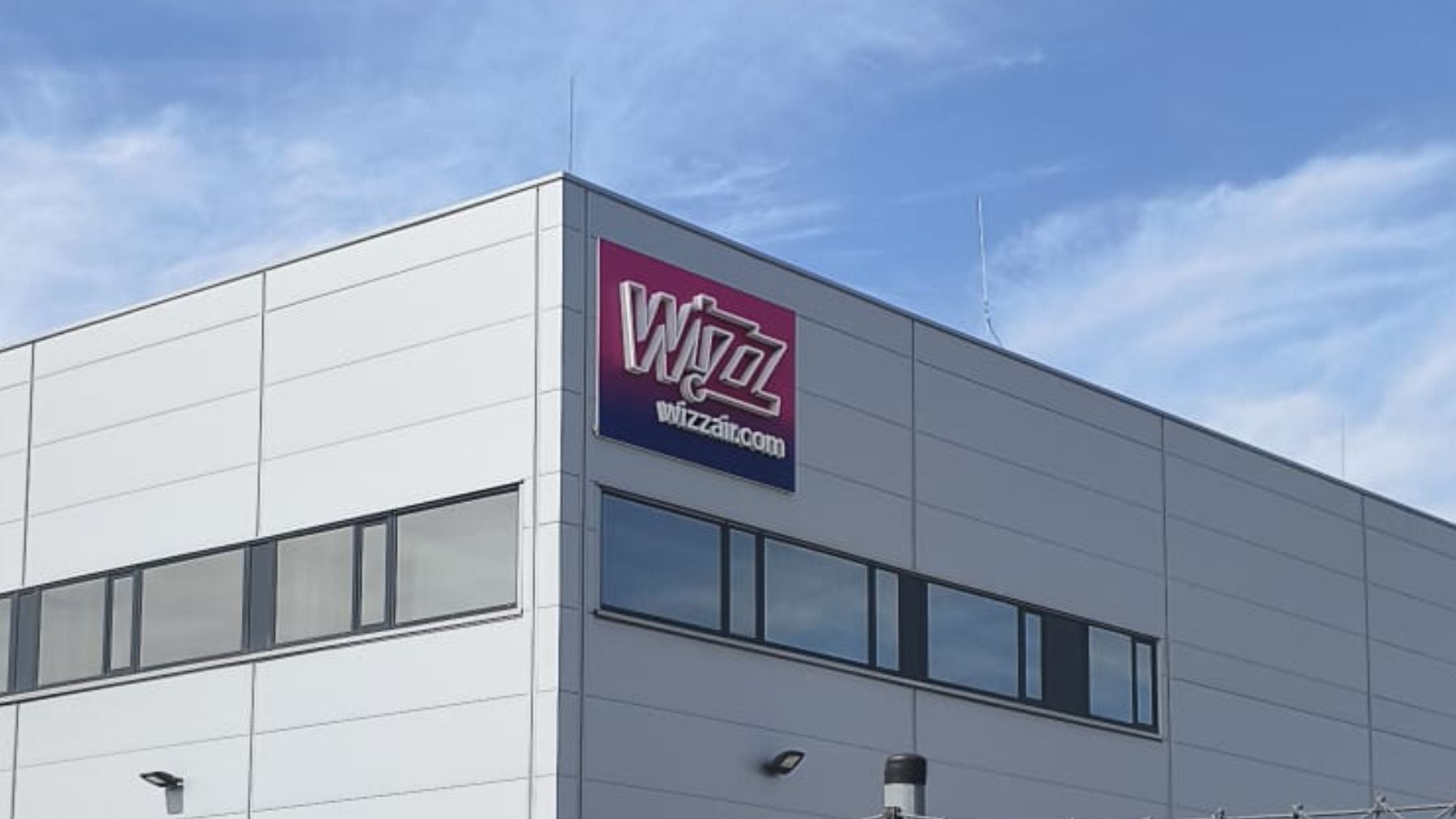 Wizz Air asumirá el sobrecoste de queroseno para poder mantener su cuota de mercado este verano