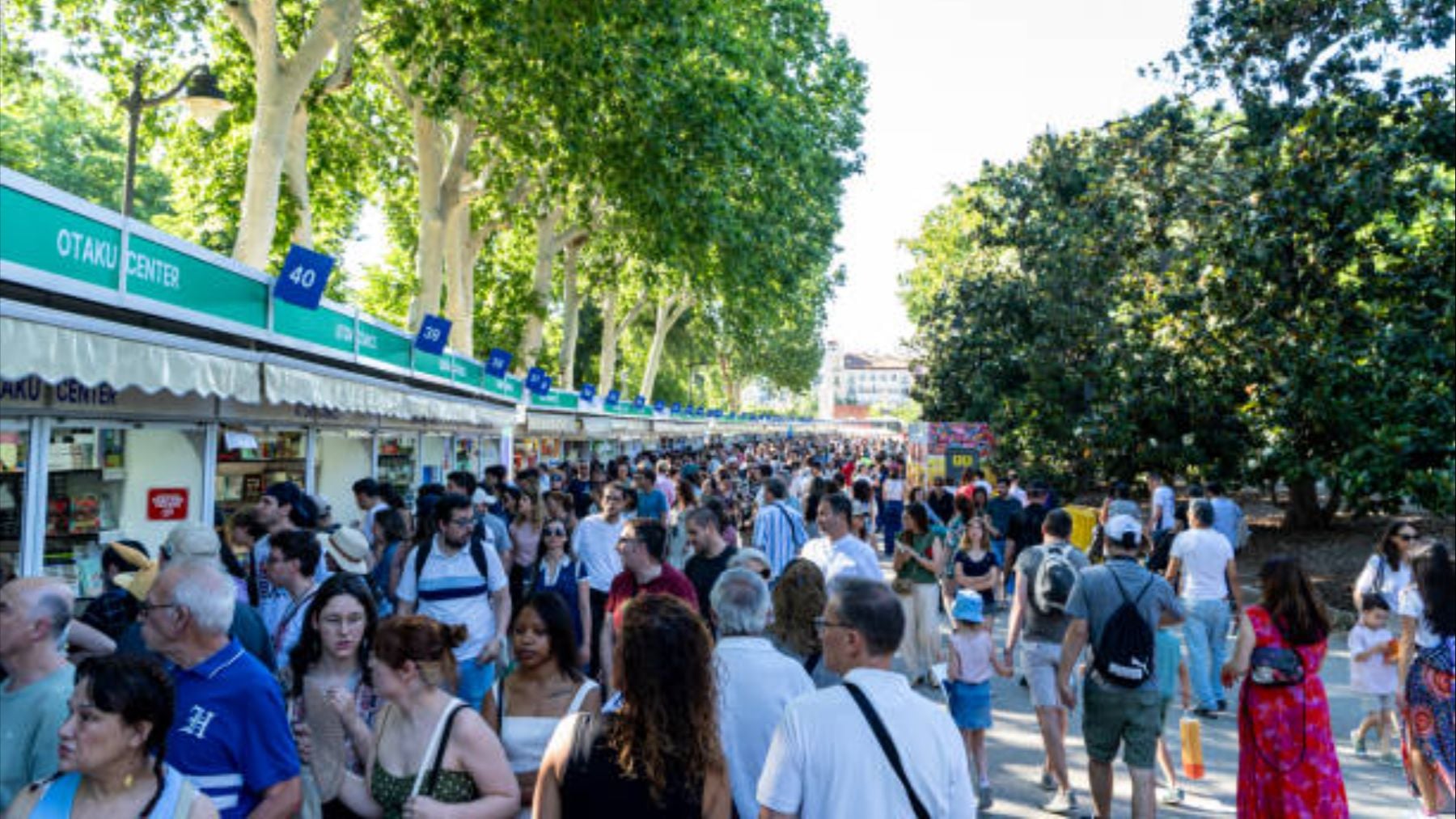 Quién firma hoy 1 de junio en la Feria del Libro de Madrid 2026