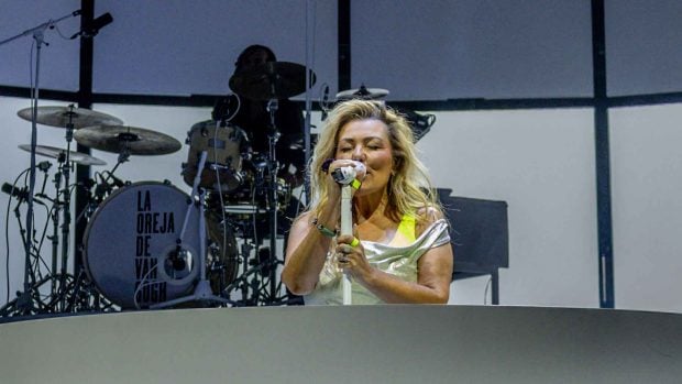 Amaia Montero en el escenario del Movistar Arena de Madrid junto a La Oreja de Van Gogh (Foto: Europa Press).