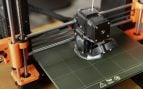 Impresora realizando una impresión 3D. Foto: Freepik