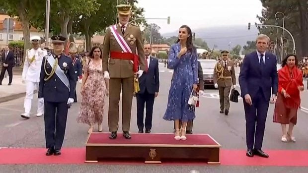 Reina Letizia de azul