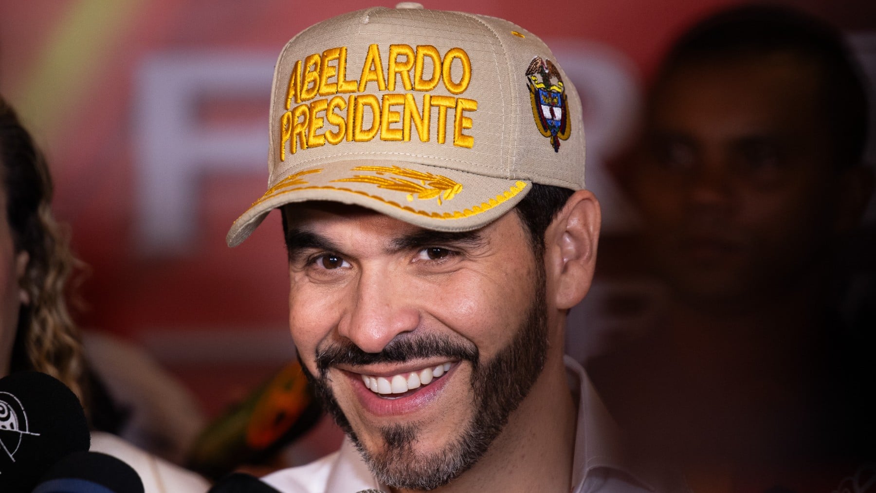 De la Espriella arrasa en el voto exterior en España en las elecciones de Colombia con la campaña de Juan Gonzalo Ospina