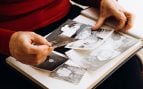 De familia numerosa a vivir solos: la radical transformación de los hogares españoles durante tres décadas