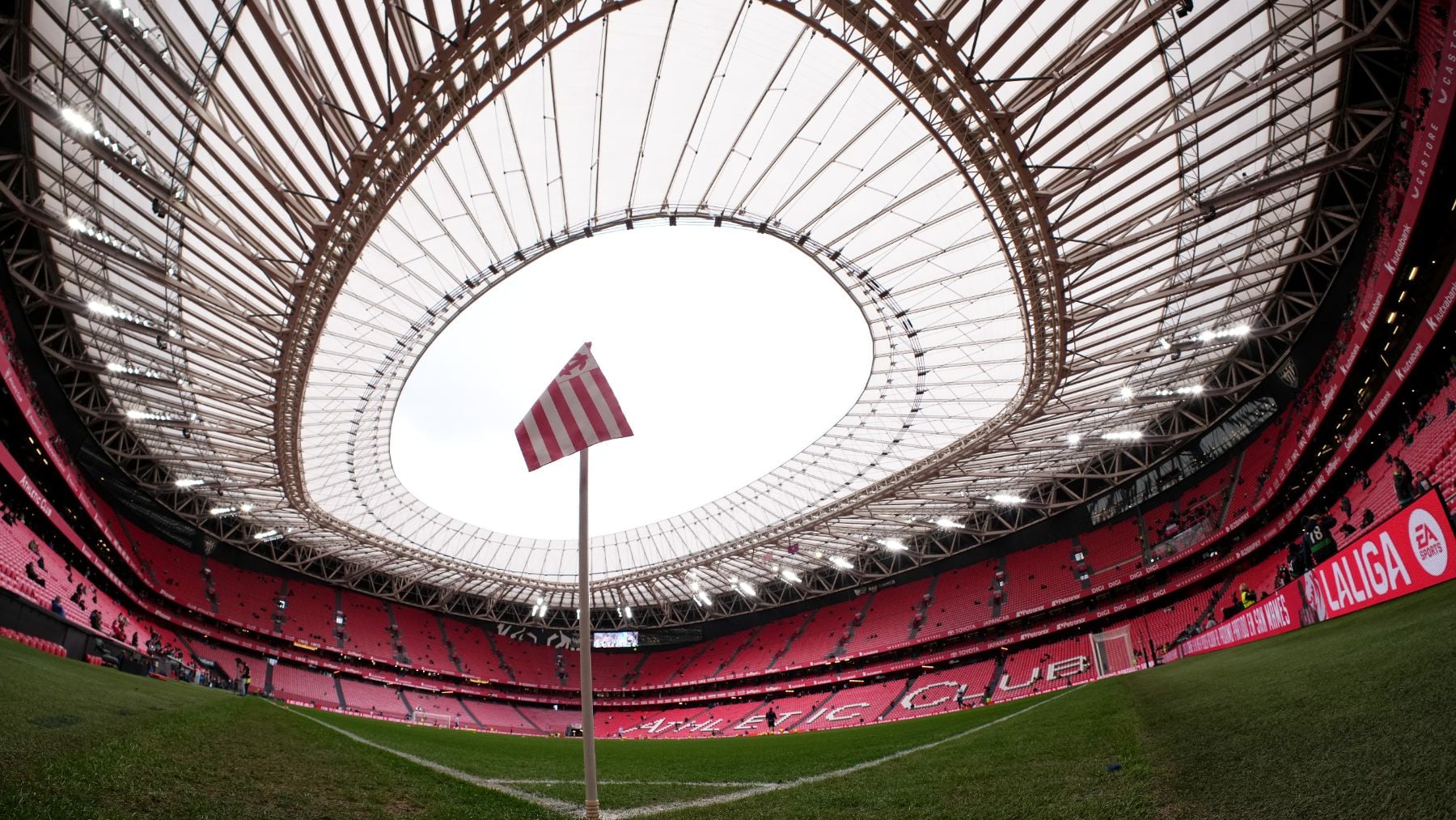 El PNV recula y propone a la FIFA jugar el Mundial 2030 en una sede conjunta San Mamés-Anoeta
