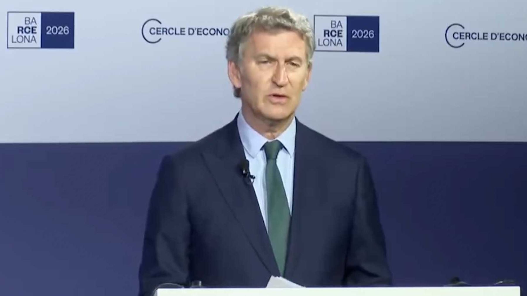 Feijóo con los empresarios catalanes: No vengo a pedir favores, devolveré la decencia a España con ayuda o sin ella