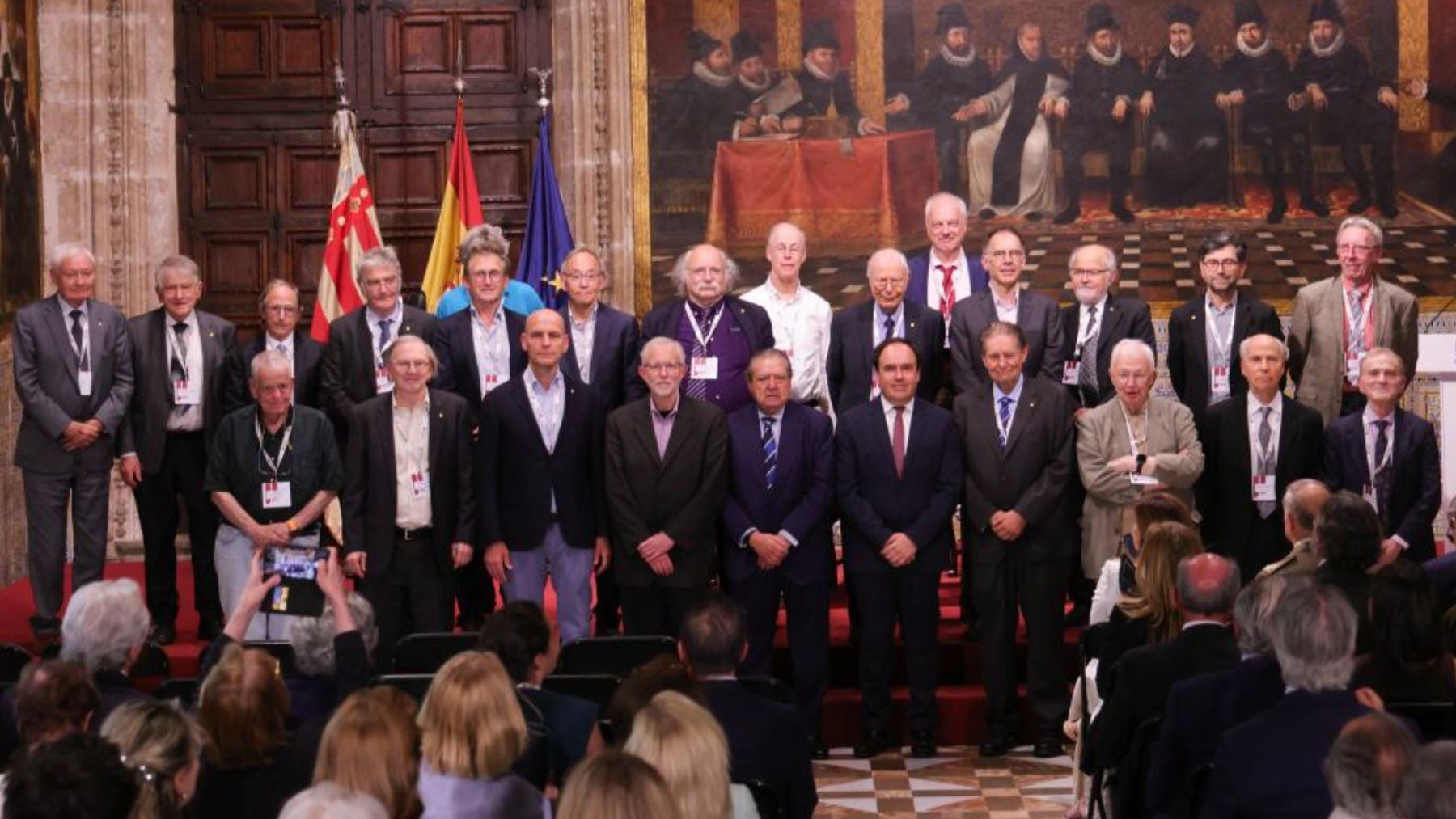 Pérez Llorca se compromete en los