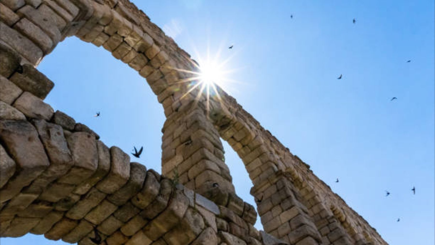 El castillo de Segovia o La Granja: los mejores sitios de la provincia para ver el eclipse del 12 de agosto