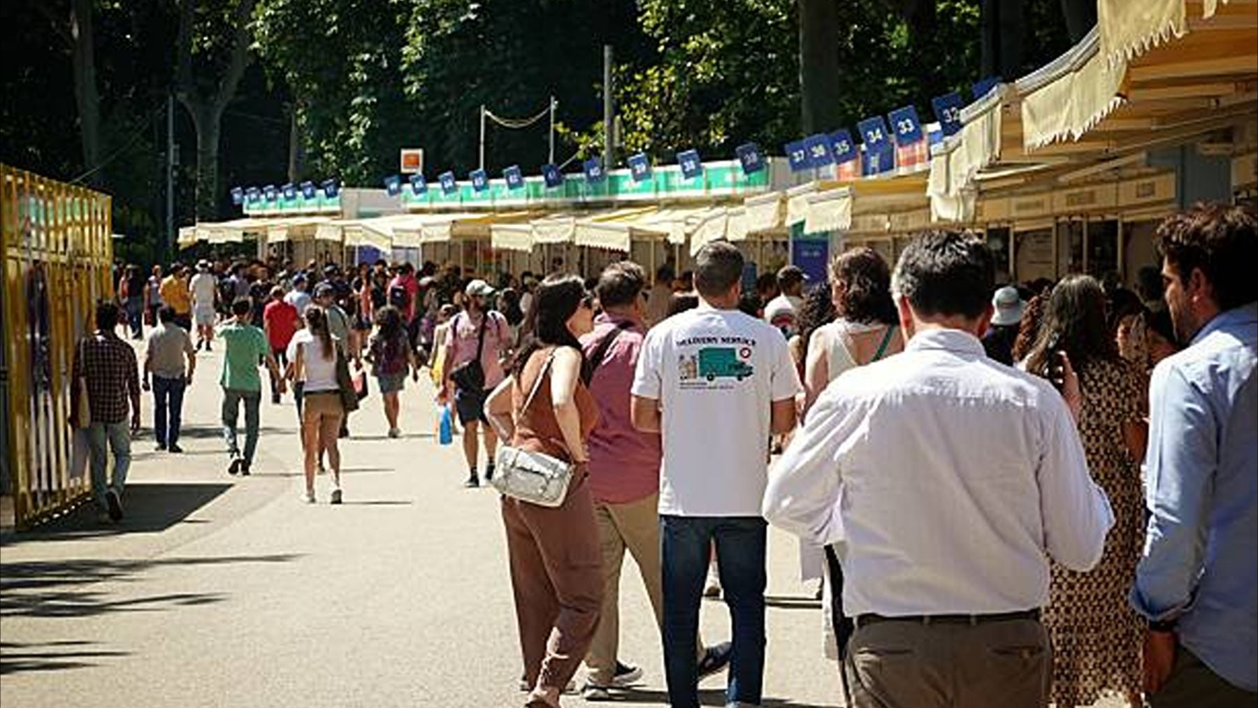 Quién firma hoy 5 de junio en la Feria del Libro de Madrid 2026