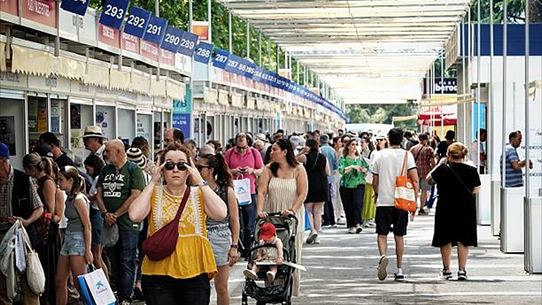 Quién firma hoy 6 de junio en la Feria del Libro de Madrid 2026