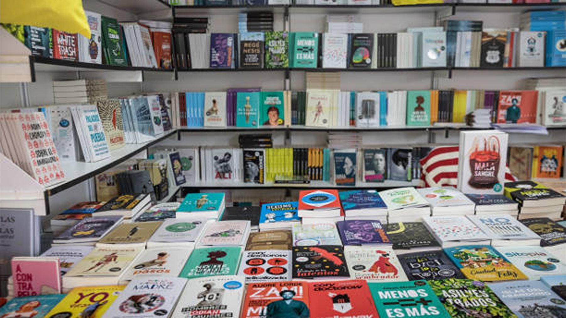 Quién firma hoy 8 de junio en la Feria del Libro de Madrid 2