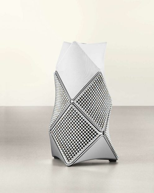 altavoces millonarios bang & olufsen