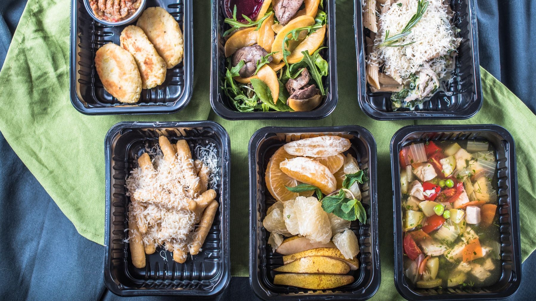 Cambiar de recipiente la comida preparada puede evitar probl