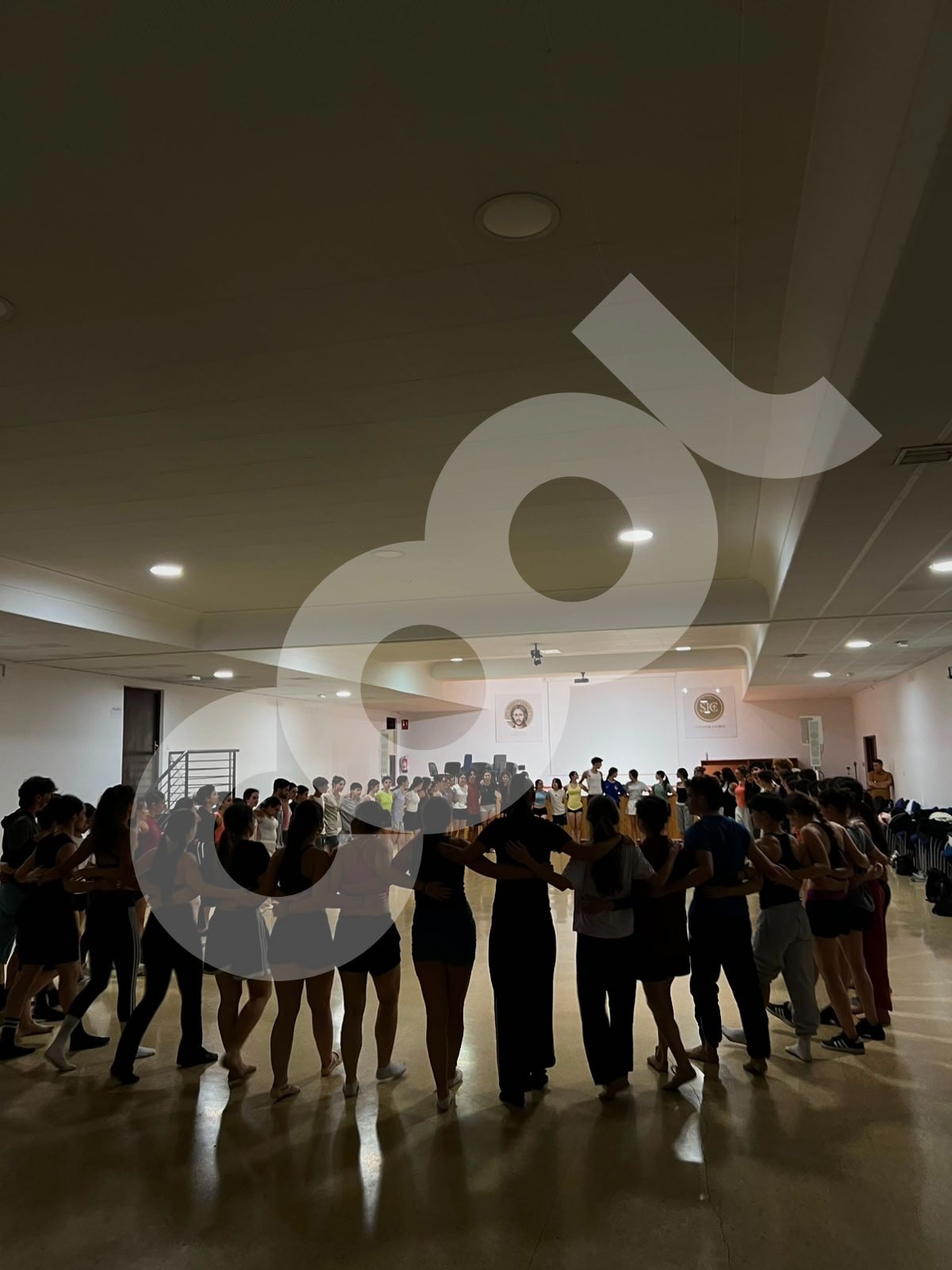 Ensayo del cuerpo de baile que acompa&ntilde;ar&aacute; la visita del Papa Le&oacute;n XIV a Madrid. (Foto: COOL)