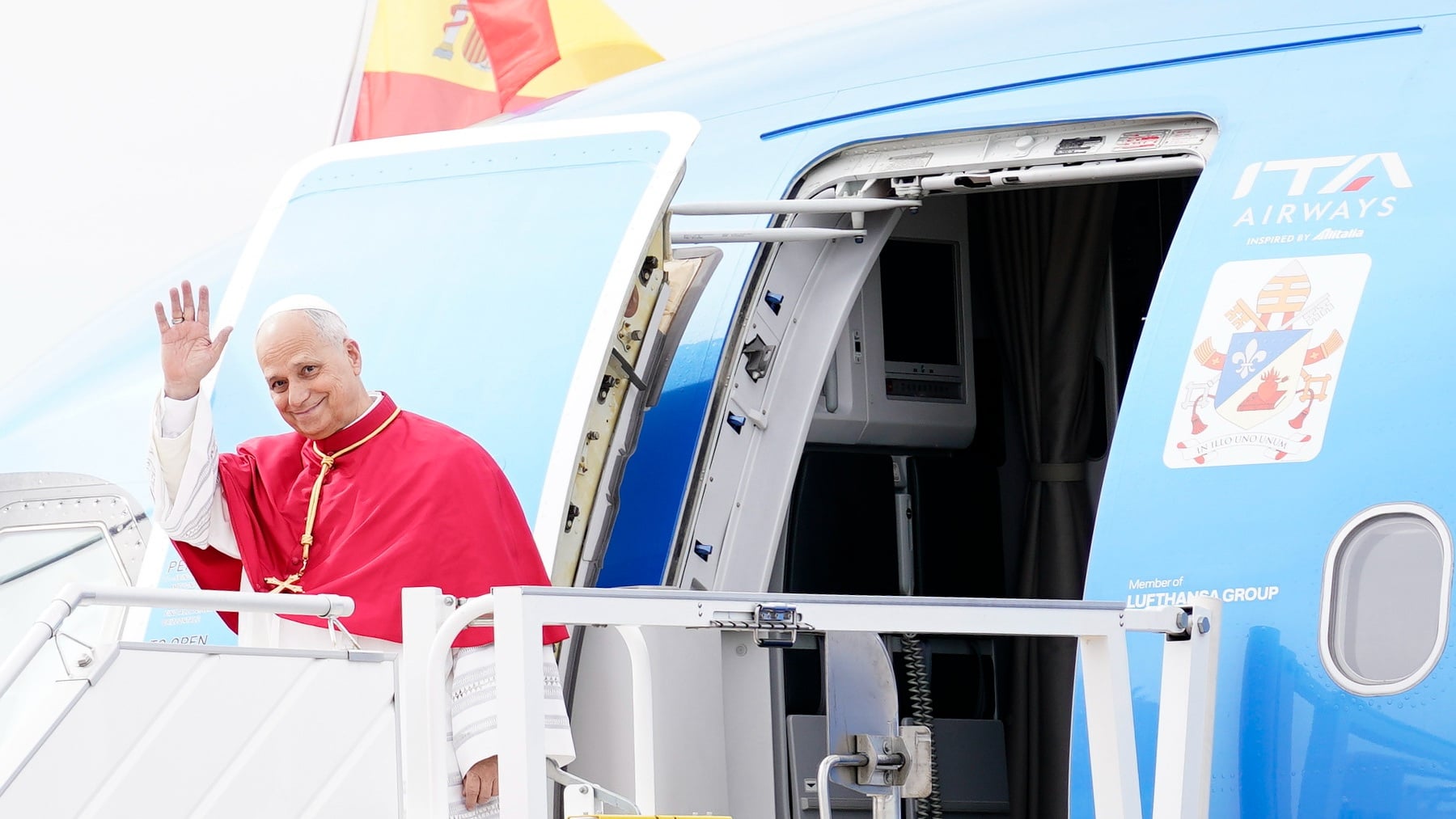 Visita del Papa León XIV en Madrid, en directo: a qué hora llega, agenda, horarios, recorrido y calles cortadas hoy en vivo