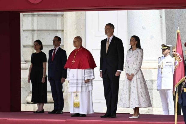 La Reina Letizia y el Rey Felipe VI con el Papa Le&oacute;n XIV