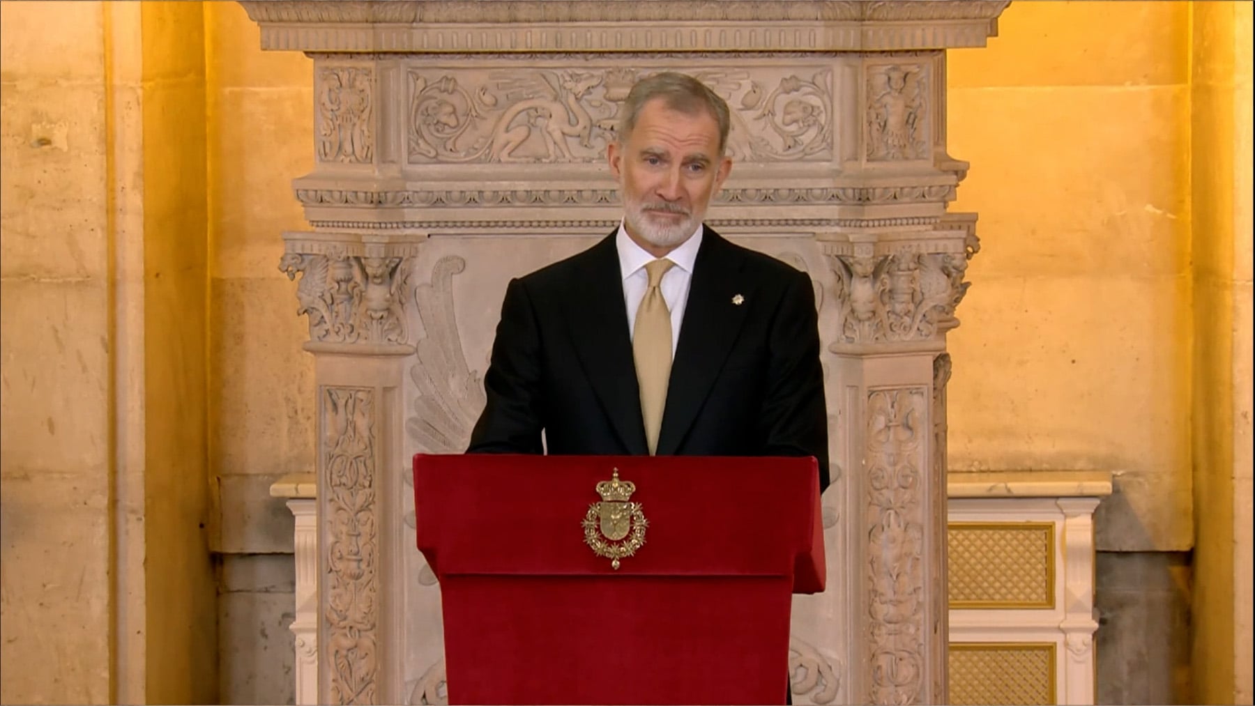 El Rey Felipe VI agradece la enorme labor social de la Iglesia Católica ante el Papa en el Palacio Real