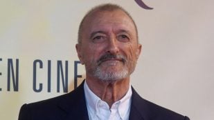 Arturo Pérez-Reverte.