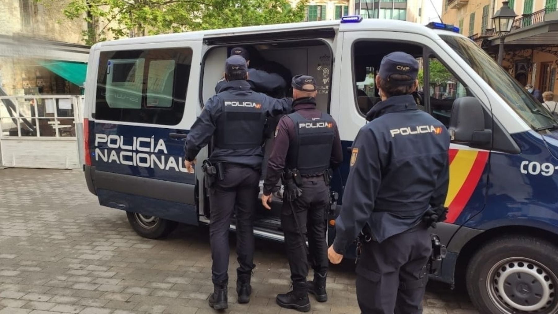 Detenida en Palma una prófuga de la justicia: asaltó un saló