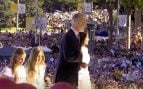 Gran ovación y vítores a los Reyes al subir al altar de la misa de Cibeles con el Papa León XIV