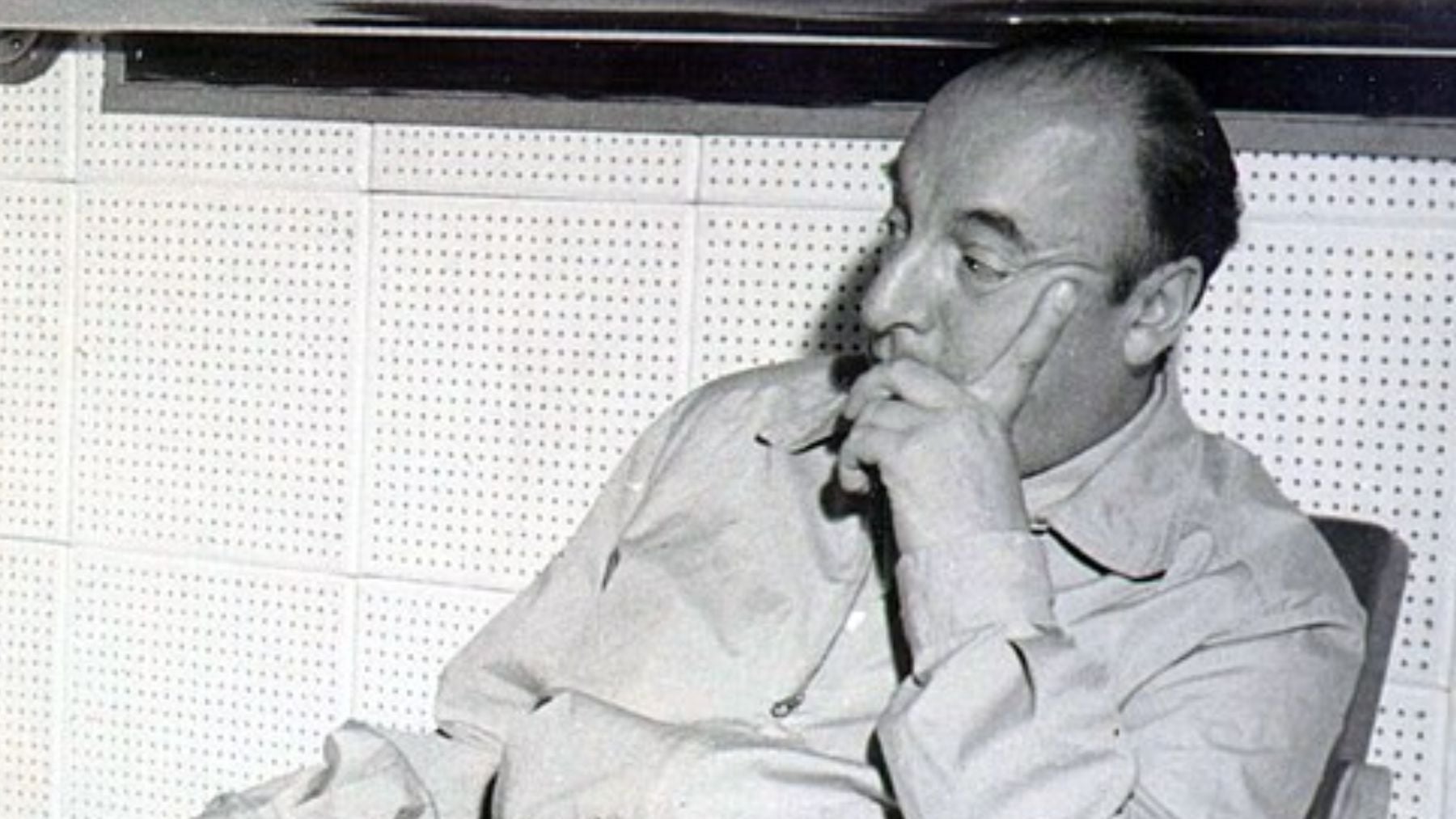 Pablo Neruda, escritor y premio Nobel de Literatura sobre la