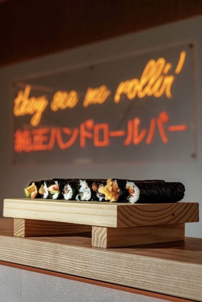 Kaito Hand Roll Bar como novedades COOL