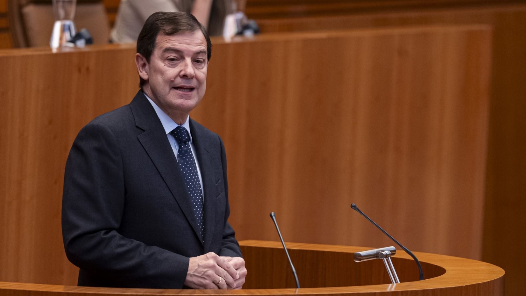 Mañueco en su discurso de investidura: «Bienvenidos los inmi