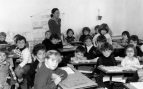 Un colegio de niños en 1970