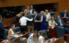 Bronca en la Asamblea de Madrid: expulsado un diputado del PSOE por dirigirse a la bancada el PP de forma amenazante