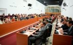 La izquierda aprovecha los juramentos del Parlamento andaluz para lanzar sus mensajes ideológicos