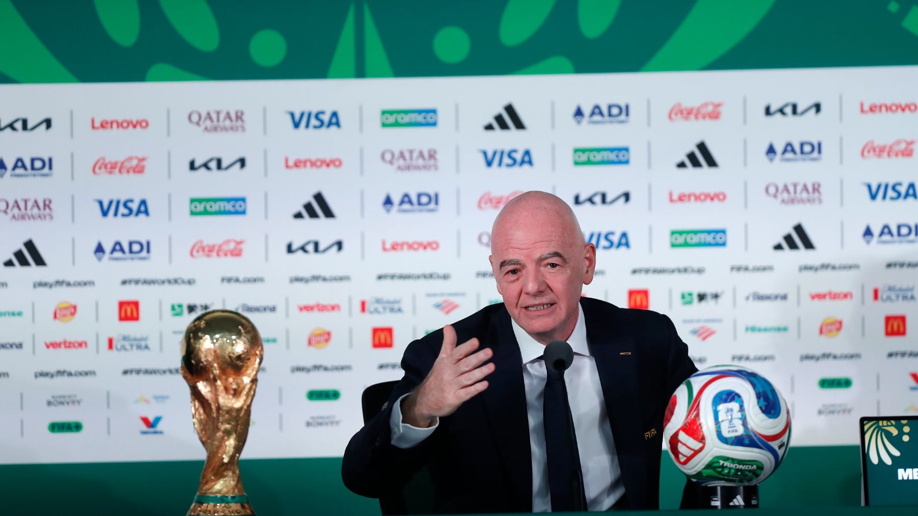 Infantino está «feliz» de ver a Irán en el Mundial