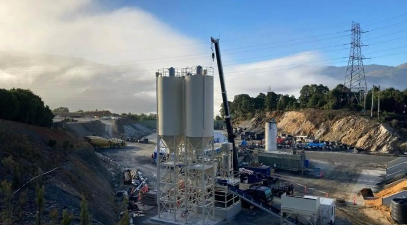 Thiess (ACS) se adjudica tres nuevos contratos en Australia para proyectos de oro y minerales críticos