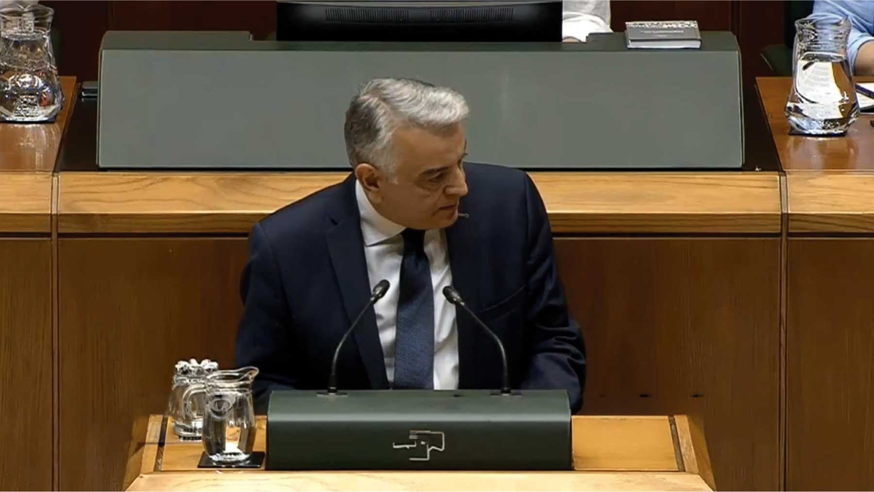 El PP denuncia que el Gobierno vasco libera a presos de ETA para que la banda de Sánchez siga trincando