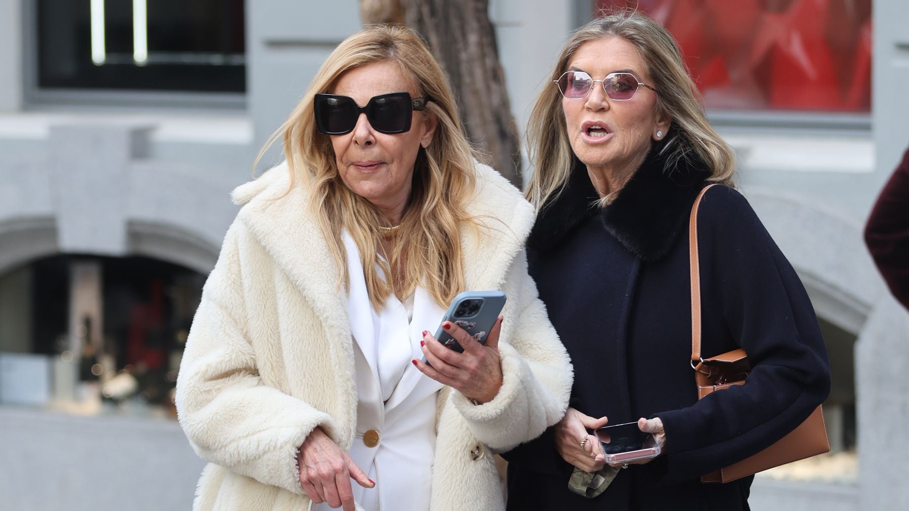 Ana Obregón, muy preocupada por el ingreso de su íntima amiga, Susana Uribarri: Ha sido un susto, le han encontrado…