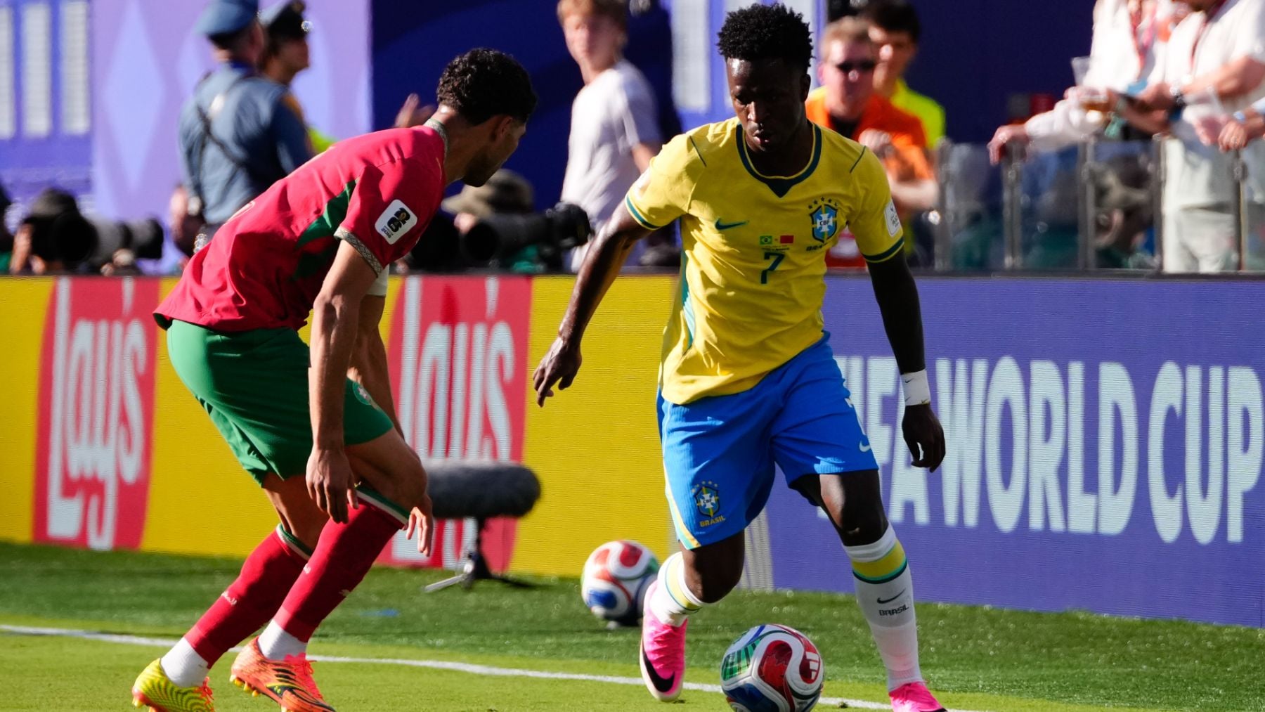 Vinicius ya le pone samba al Mundial: espectacular golazo contra Marruecos