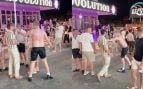 turistas leche Magaluf Mallorca
