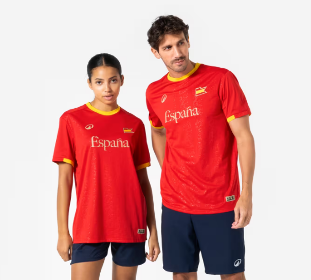La camiseta Kipsta de Espa&ntilde;a de Decathlon.