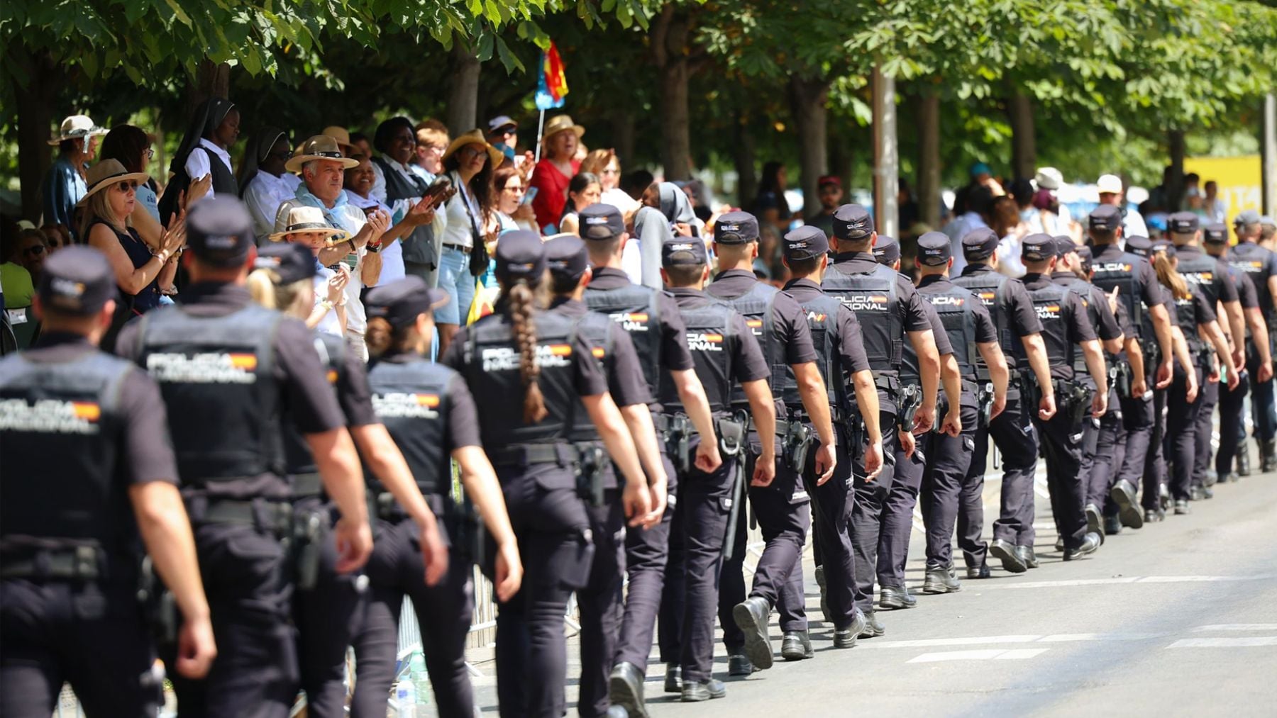 Agentes de la Policía Nacional en el dispositivo de seguridad del Papa.