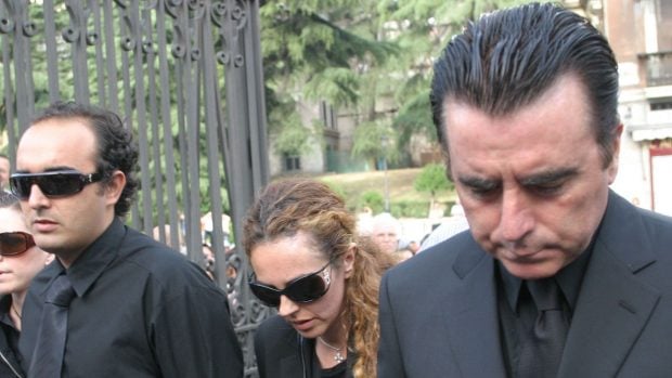 Fidel Albiac, Roc&iacute;o Carrasco y Ortega Cano. (Foto: Europa Press)