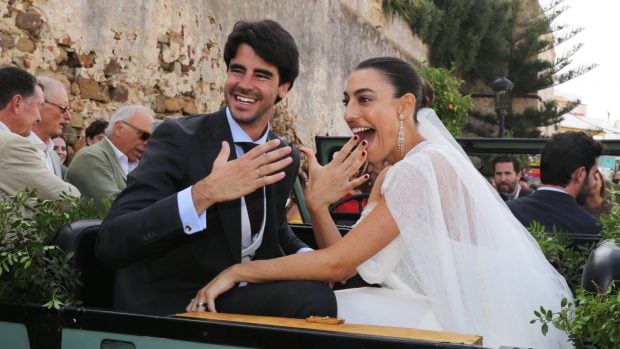 Claudia, la hija de Raquel Revuelta, y Vicen, su marido. (Foto: Europa Press)