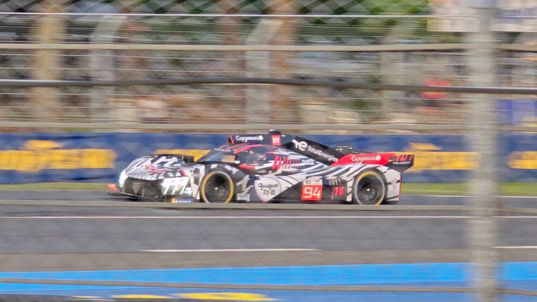 Peugeot, un daño colateral de la FIA en las 24 horas de Le Mans