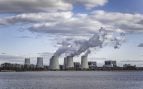 Central nuclear. Foto: @wirestock // Freepik