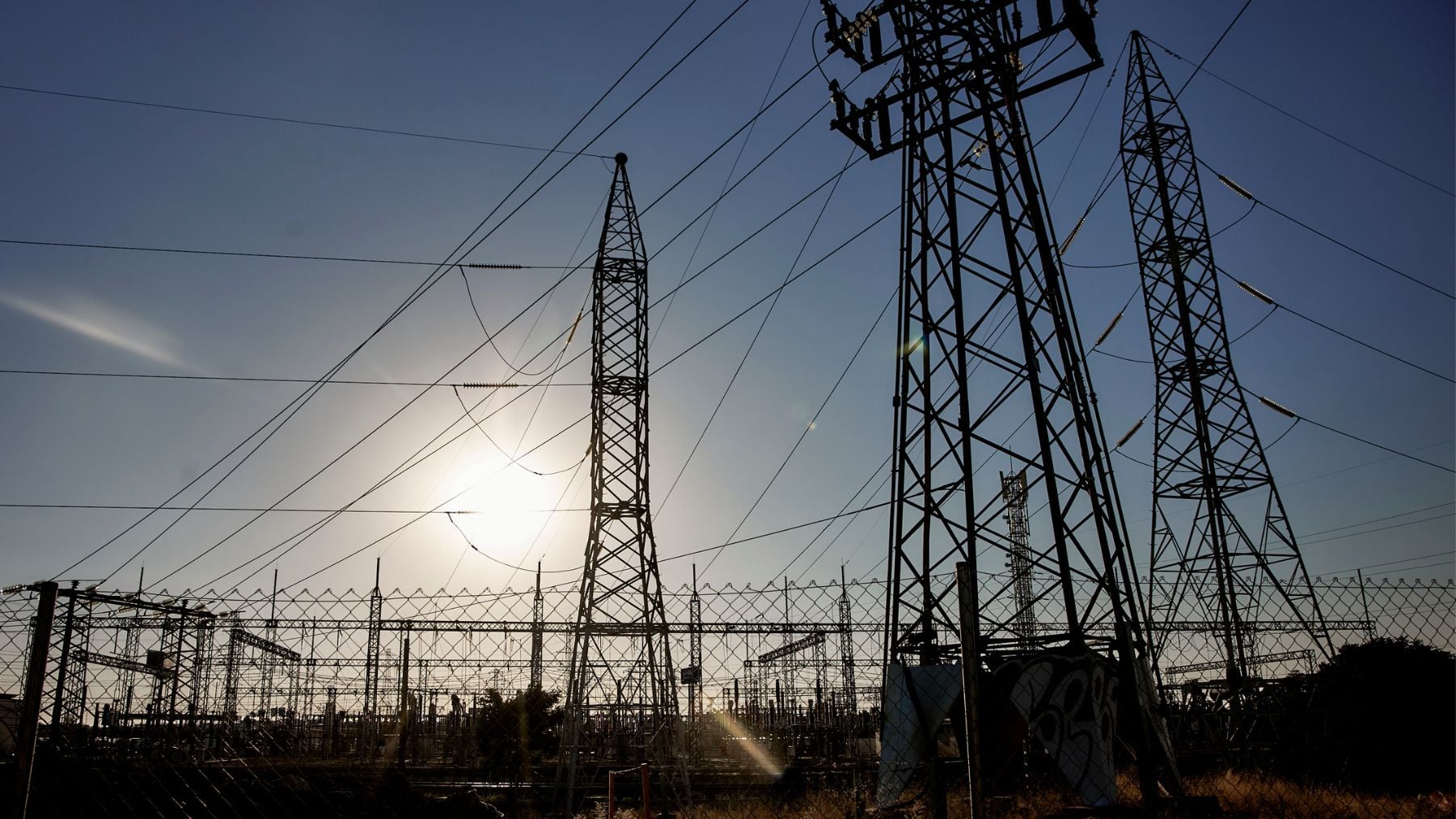 Precio de la luz hoy, miércoles 17 de junio, por horas: disminuye con respecto al día de ayer pero mantiene precios muy elevados por MWh
