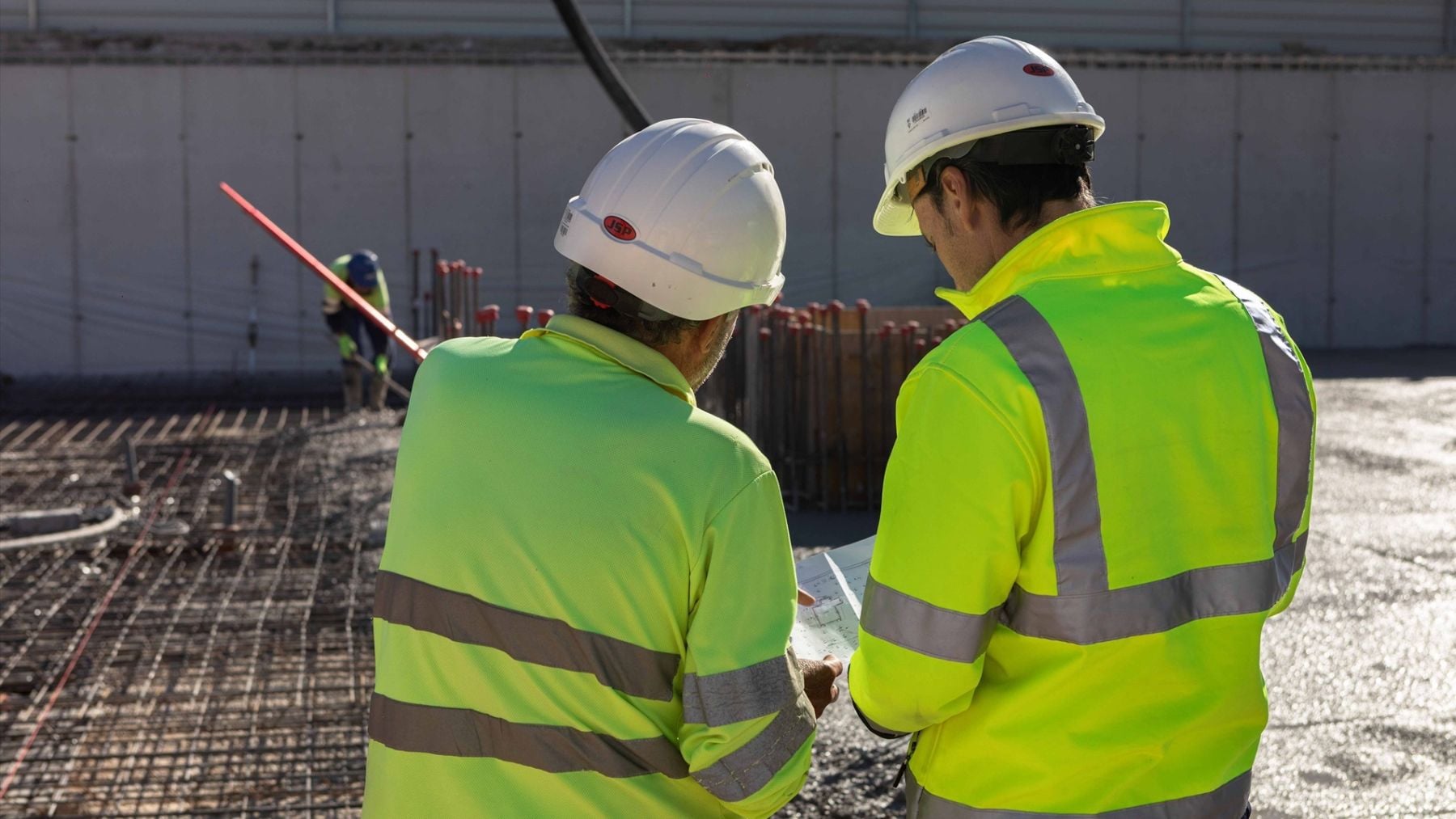 El absentismo se dispara en la construcción: las bajas se duplican desde 2018 hasta las 113 horas por trabajador